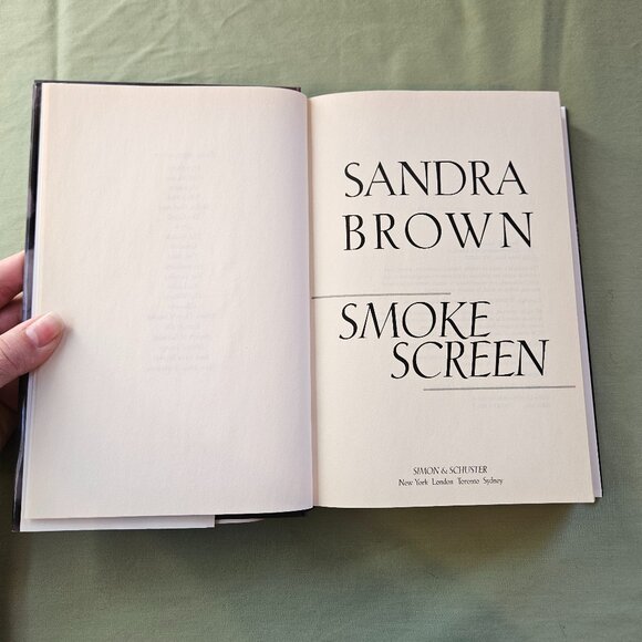 Smoke Screen by Sandra Brown Hardcover Romantic Suspense Thriller - Picture 2 of 8